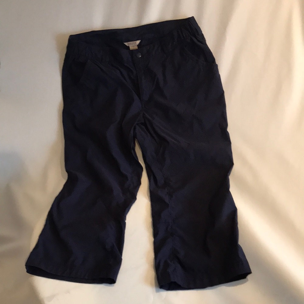 Duluth trading company dry on the fly capris